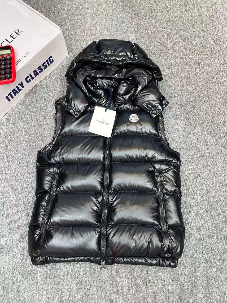 Áo Khoác Gilet Nam MONCLER BORMES DOWN VEST