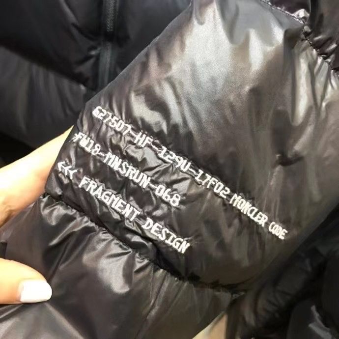 Áo Khoác Nam Lông Vũ Moncler