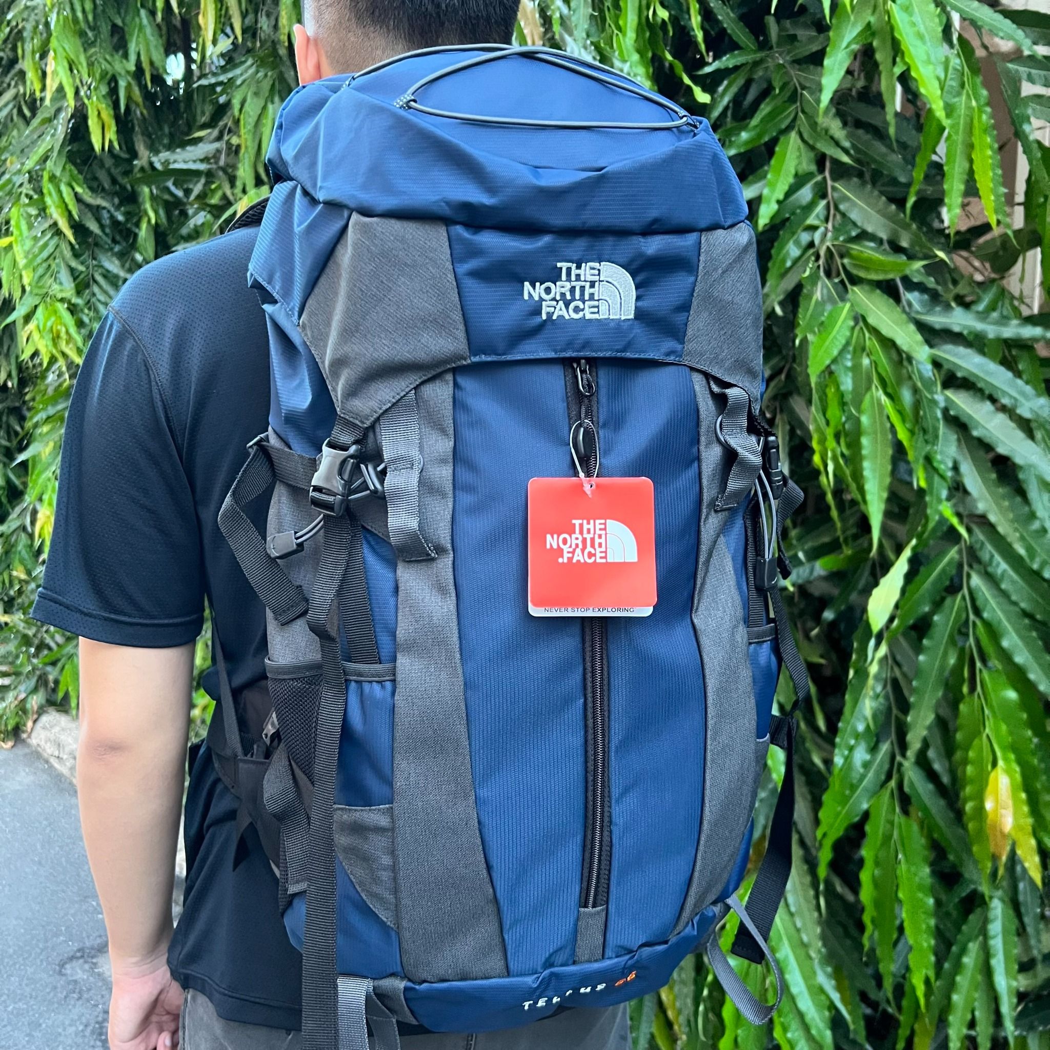 Balo du lịch thể thao leo núi The North Face Tellus 55 Backpack Trekking phượt nam nữ có khung trợ lực chống nước tốt