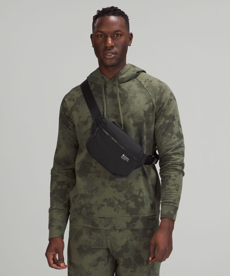 Túi Bao Tử Đeo Chéo LULULEMON CLEAN LINES 2L