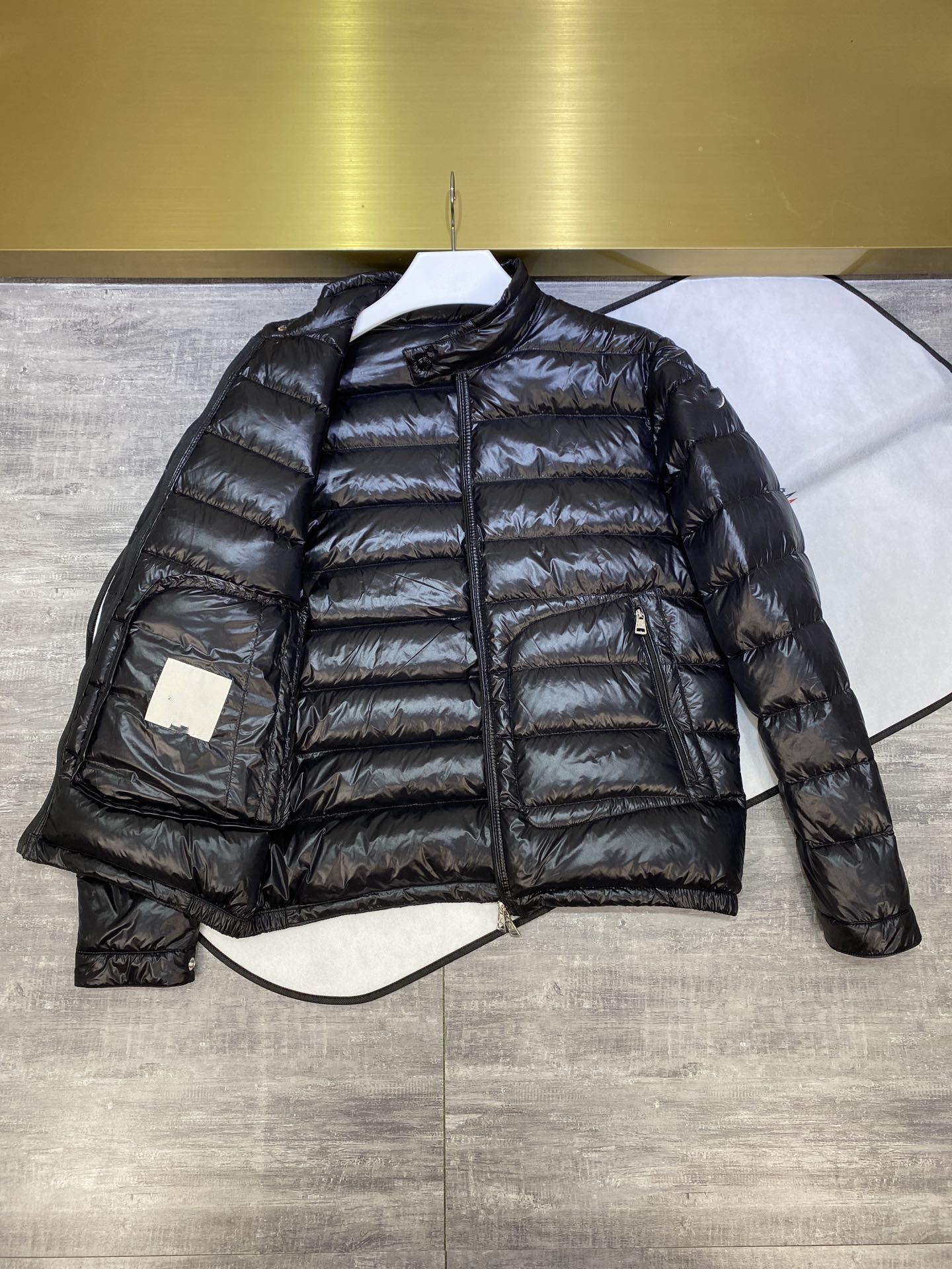 Áo Khoác Lông Vũ Siêu Nhẹ MONCLER