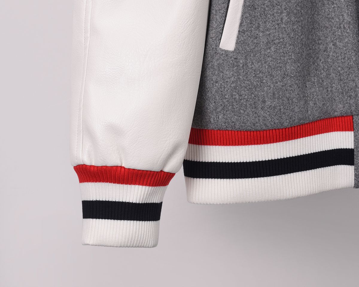 Áo khoác nam nữ Thom Browne Varsity 820 vải Suedu da lộn hàng thiết kế tay áo kẻ sọc cực sang trọng