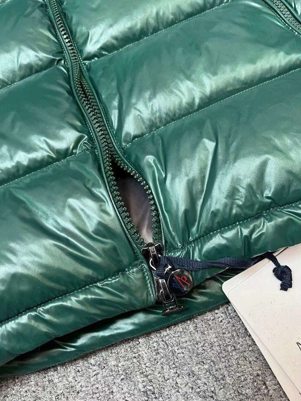 Áo Khoác Gilet Nam MONCLER BORMES DOWN VEST