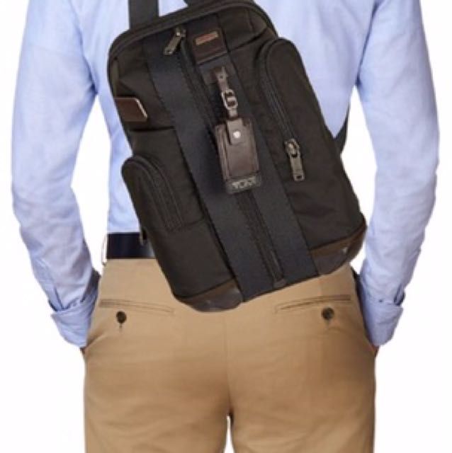 Túi Đeo Chéo Tumi 92318 Alpha Bravo Monterey Leather Sling
