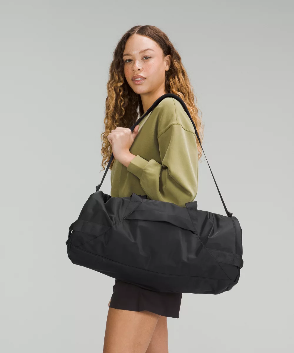  Túi Trống LULULEMON ALL DAY ESSENTIALS DUFFLE BAG 32L 