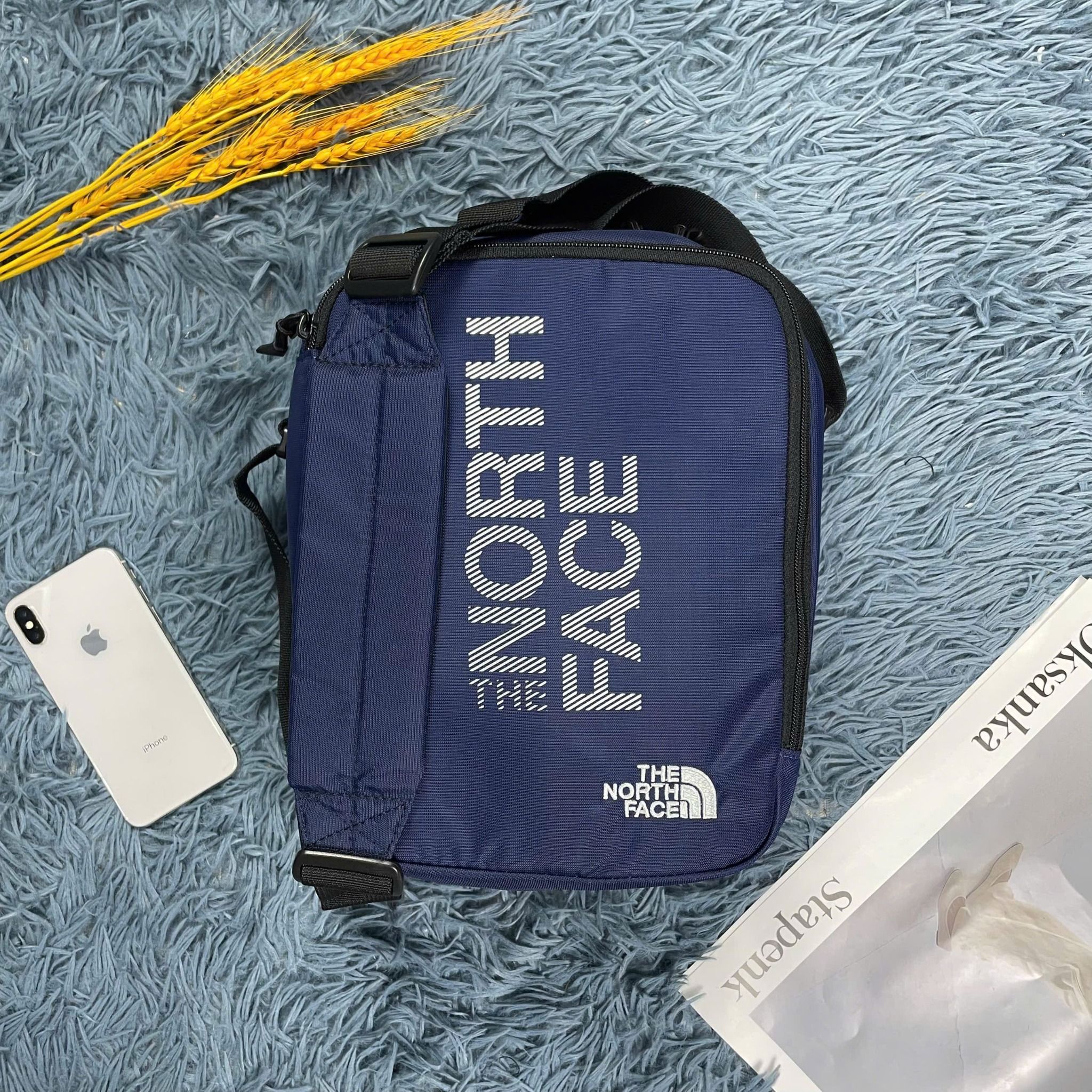 Túi Đeo Chéo Thời Trang THE NORTH FACE SLING BAG Đựng Vừa Ipad 9.7