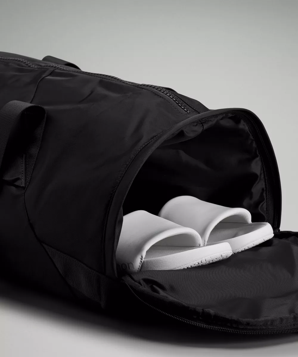  Túi Trống LULULEMON ALL DAY ESSENTIALS DUFFLE BAG 32L 