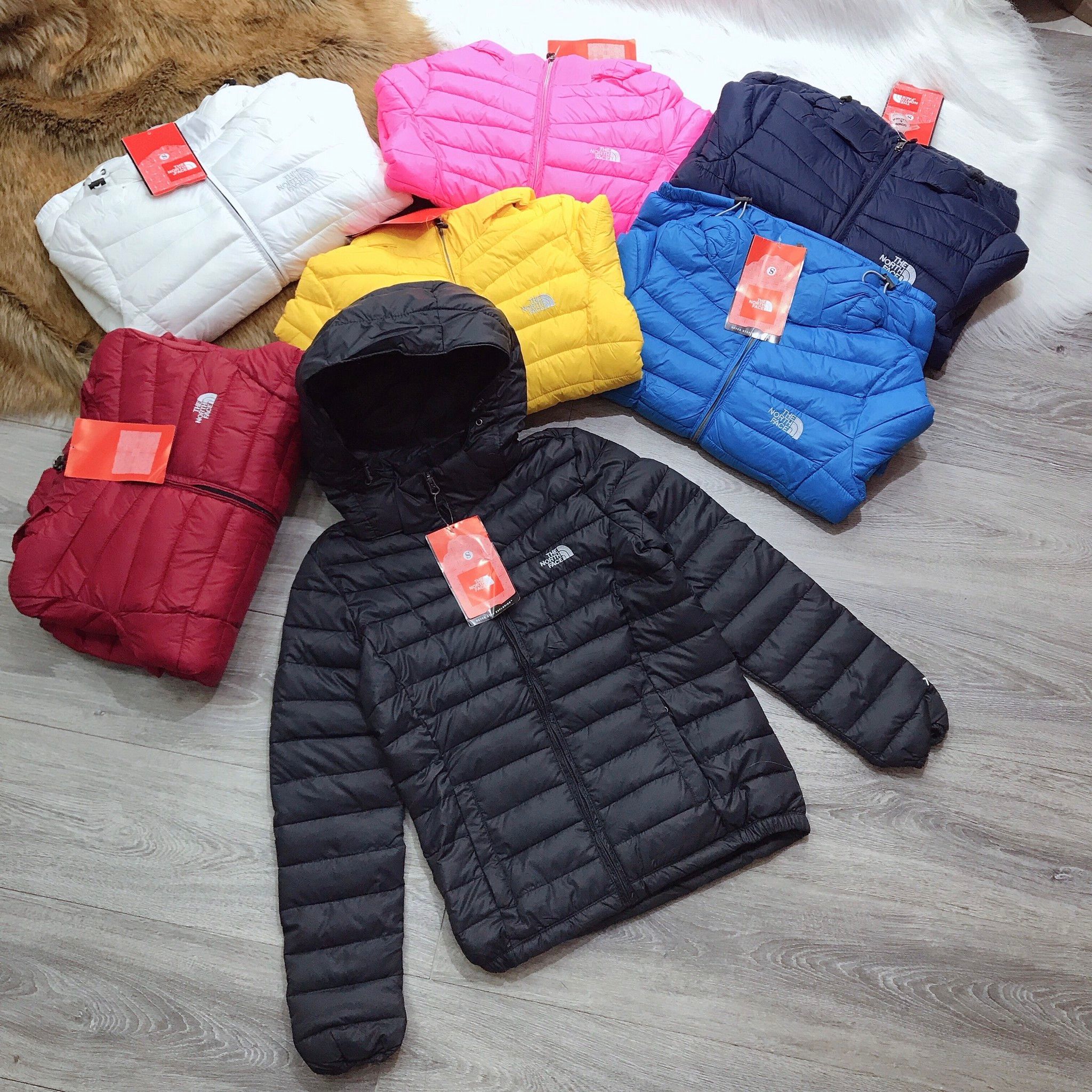 Áo khoác phao nữ The North Face siêu nhẹ gấp gọn