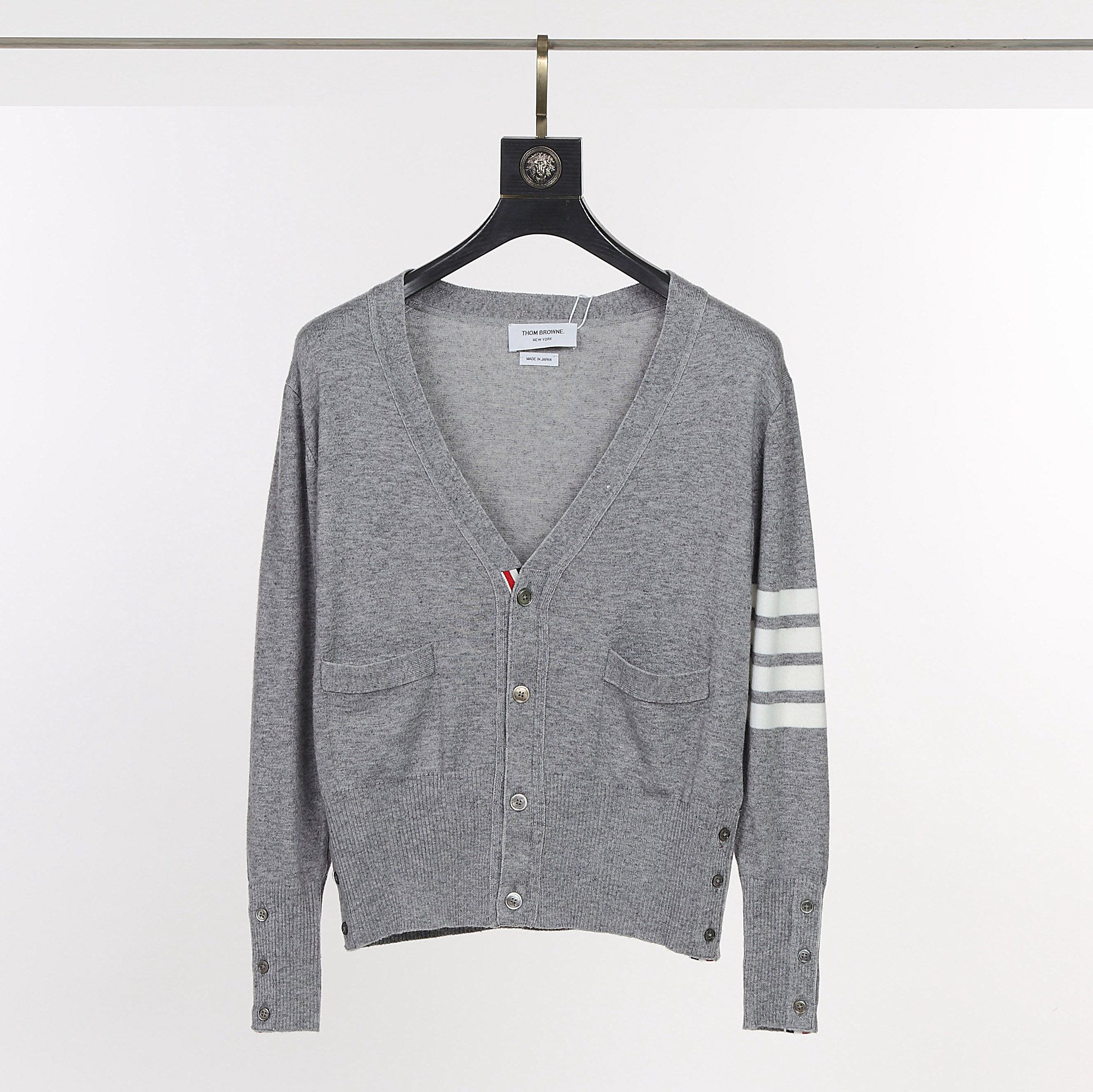 Áo Cardigan Tay Dài THOM BROWNE CASHMERE 4-BAR CLASSIC V-NECK CARDIGAN