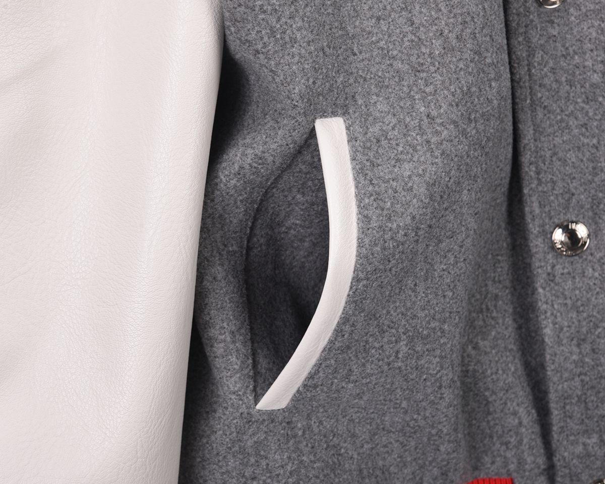 Áo khoác nam nữ Thom Browne Varsity 820 vải Suedu da lộn hàng thiết kế tay áo kẻ sọc cực sang trọng