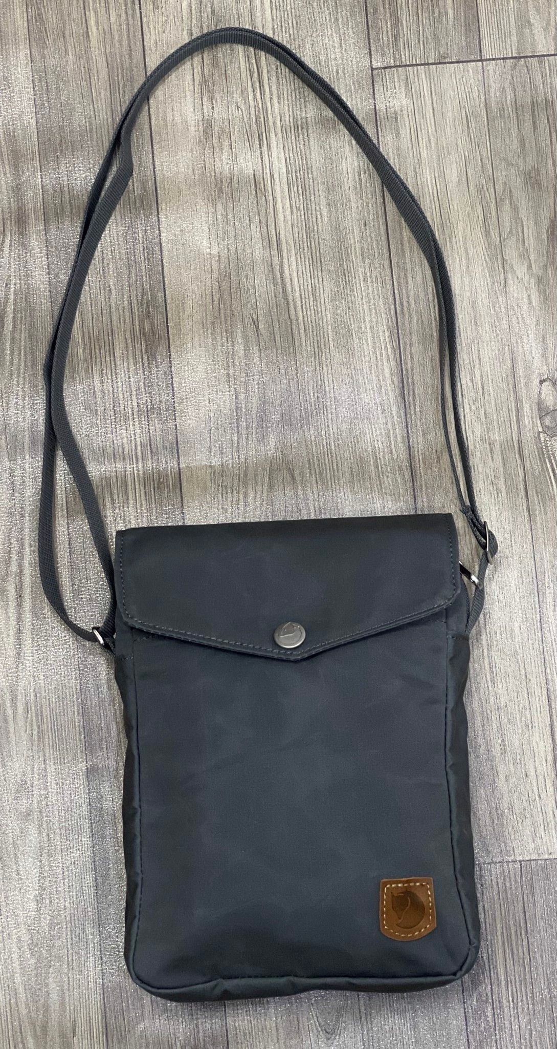 Túi đeo chéo Fjallraven Greenland Pocket Màu ( Hàng chính hãng )