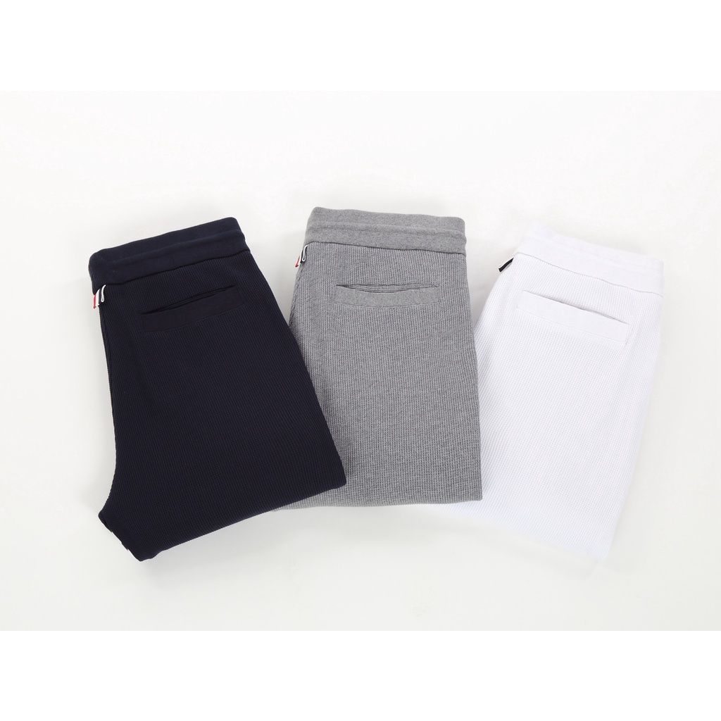 Quần jogger nam nữ form slim fit dáng Unisex Thom Browne 216 chất liệu nhung tăm mềm mại thiết kế kẻ sọc cực thời trang
