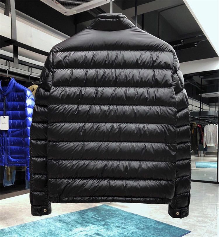 Áo Khoác Lông Vũ Siêu Nhẹ MONCLER