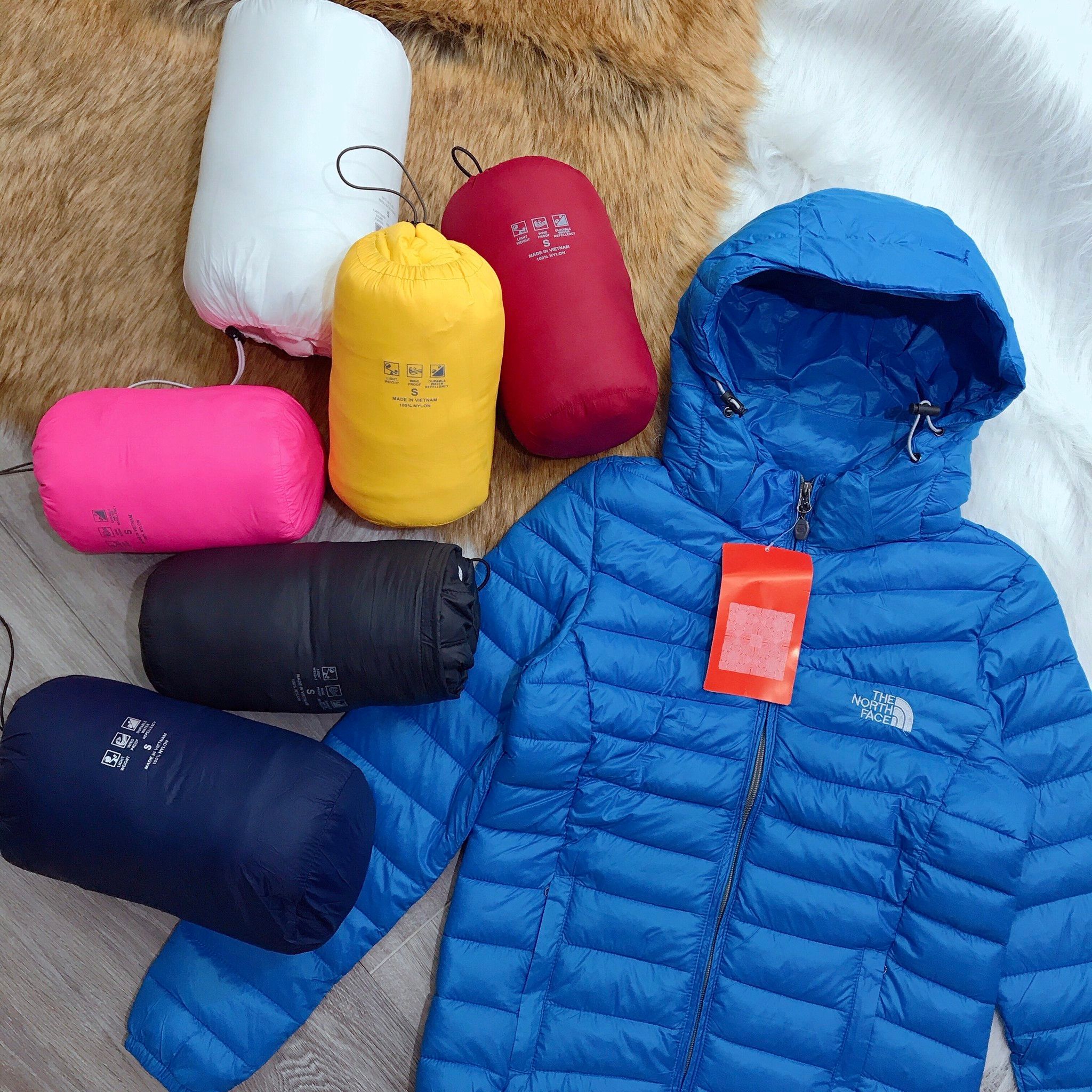 Áo khoác phao nữ The North Face siêu nhẹ gấp gọn