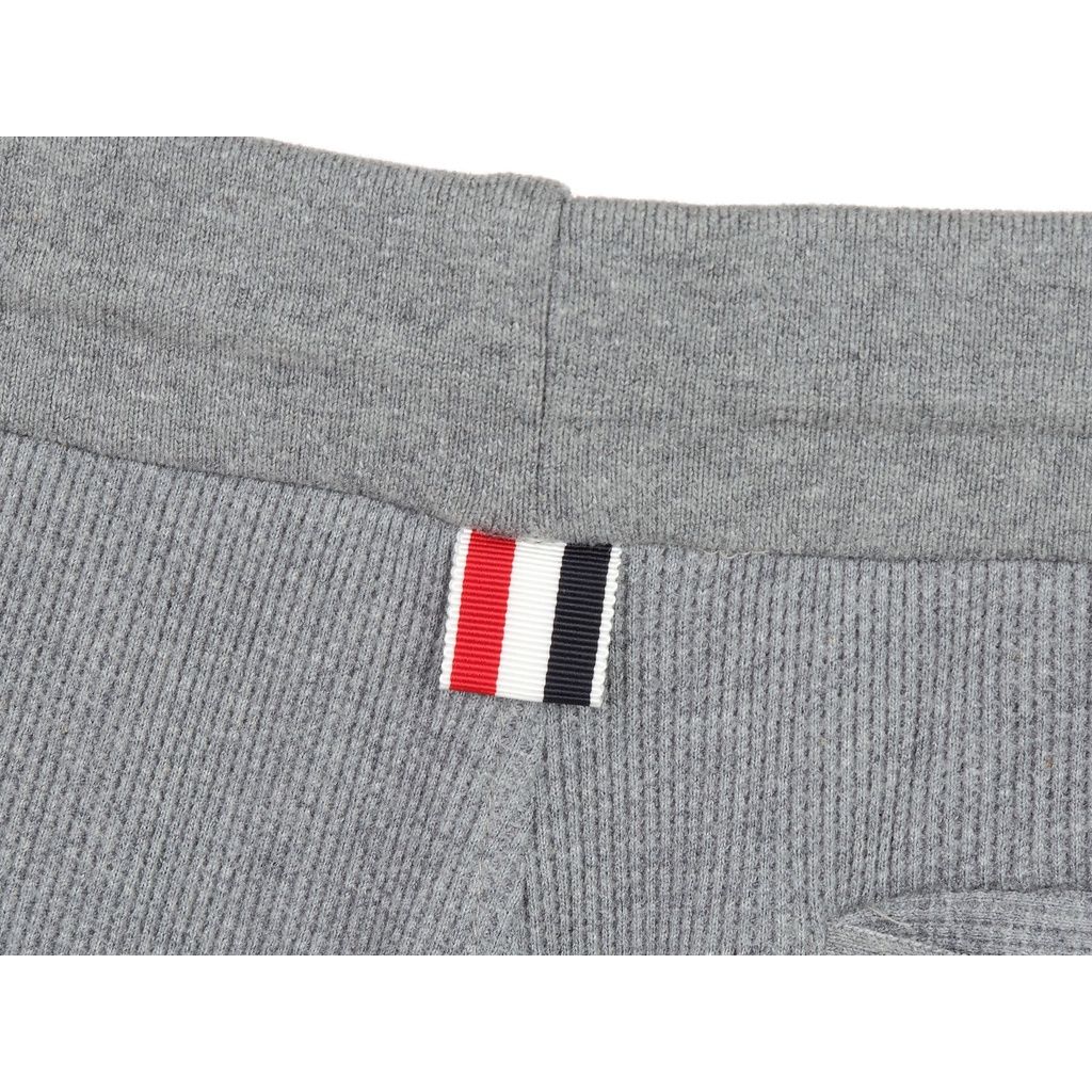 Quần jogger nam nữ form slim fit dáng Unisex Thom Browne 216 chất liệu nhung tăm mềm mại thiết kế kẻ sọc cực thời trang