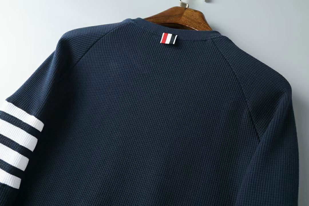 Áo tay dài Thom Browne - Hàng xịn cao cấp