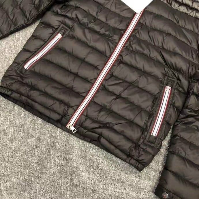 Áo khoác lông vũ siêu nhẹ Moncler (Unisex) - chất sướng tay - hàng bao xịn