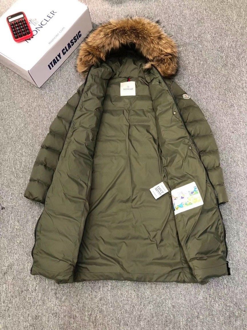 Áo khoác lông vũ mangto cổ lông dáng dài MONCLER nữ