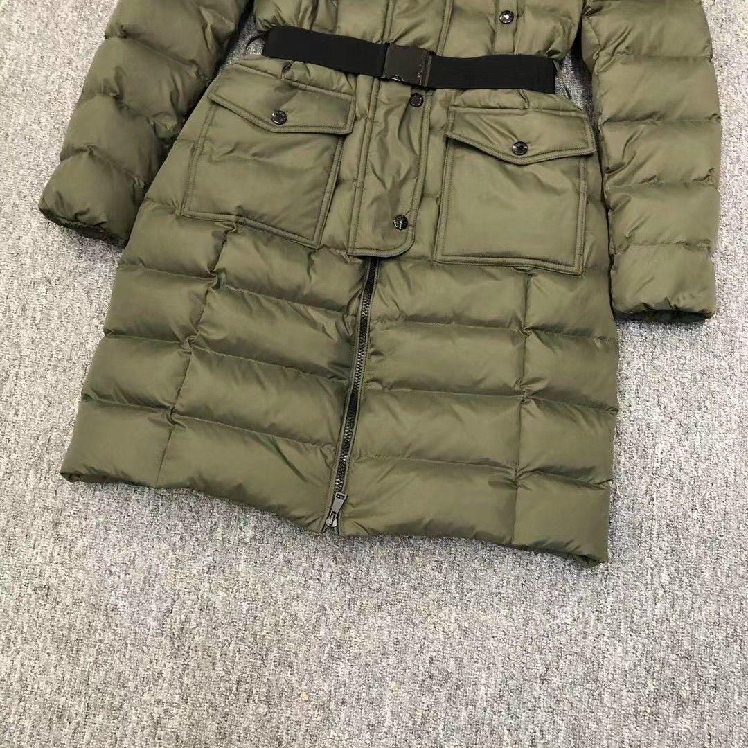Áo khoác lông vũ mangto cổ lông dáng dài MONCLER nữ