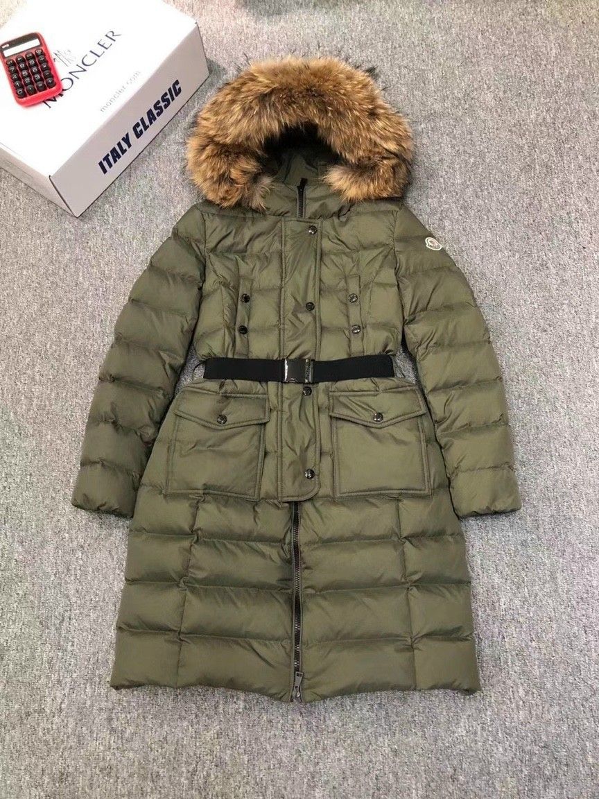 Áo khoác lông vũ mangto cổ lông dáng dài MONCLER nữ