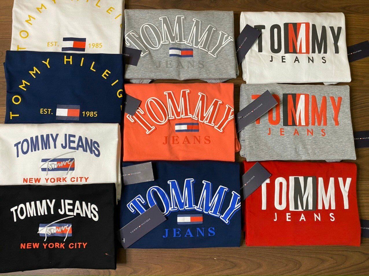 Áo thun nữ Tommy