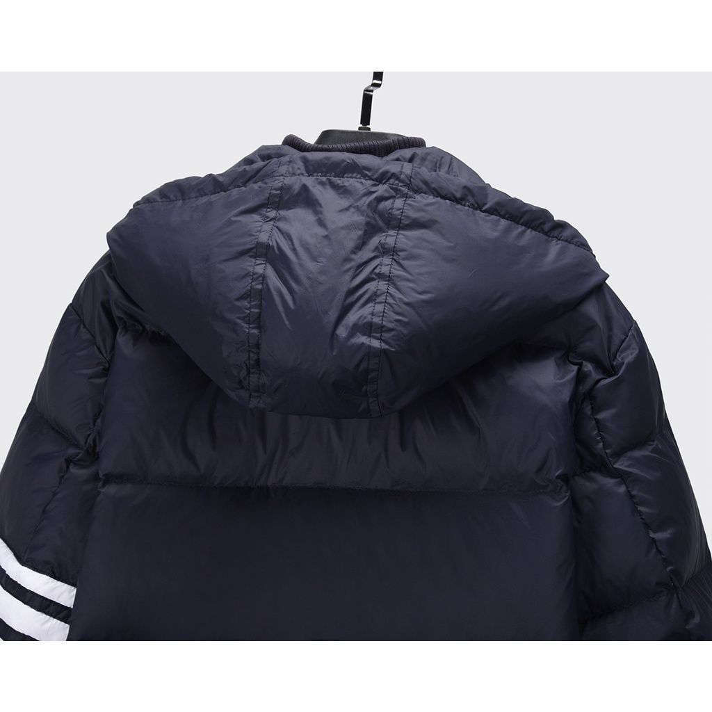 Áo khoác lông vũ nam cao cấp có nón Thom Browne 4-Bar 8892 Áo phao nam thiết kế tay áo kẻ sọc cực sang trọng