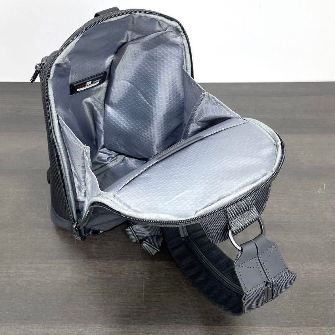 Túi Đeo Trước Ngực TUMI ALPHA BRAVO NIGHT SLING BAG Đa Chức Năng
