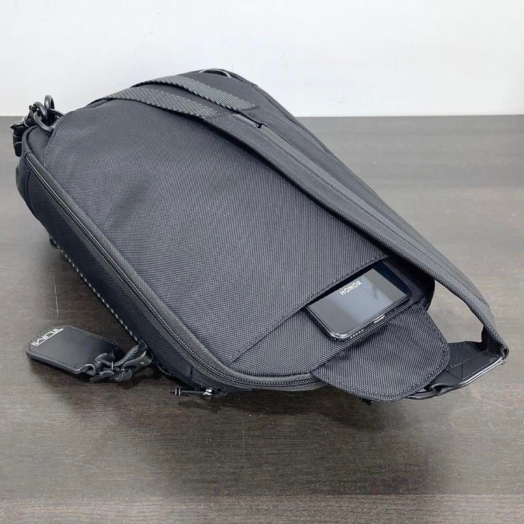 Túi Đeo Trước Ngực TUMI ALPHA BRAVO NIGHT SLING BAG Đa Chức Năng