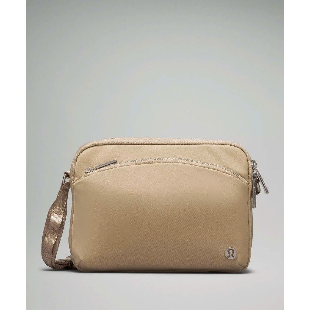 Túi Đeo Chéo LULULEMON CITY ADVENTURER CROSSBODY 2.5L Siêu nhẹ dành cho Nữ HÀNG VN XUẤT KHẨU