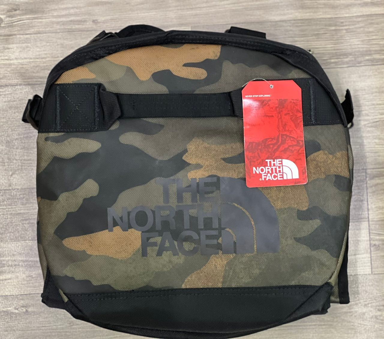 Trống The North Face Dufle Base Camp Small