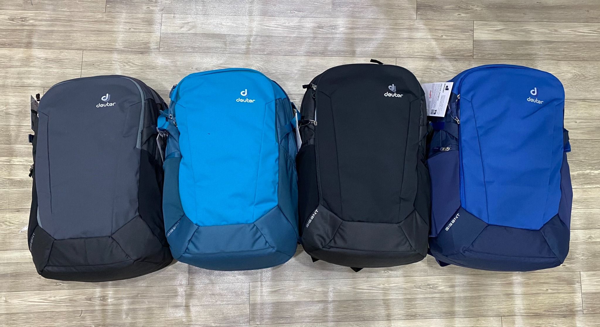 Balo du lịch Deuter gigant daypack 32L