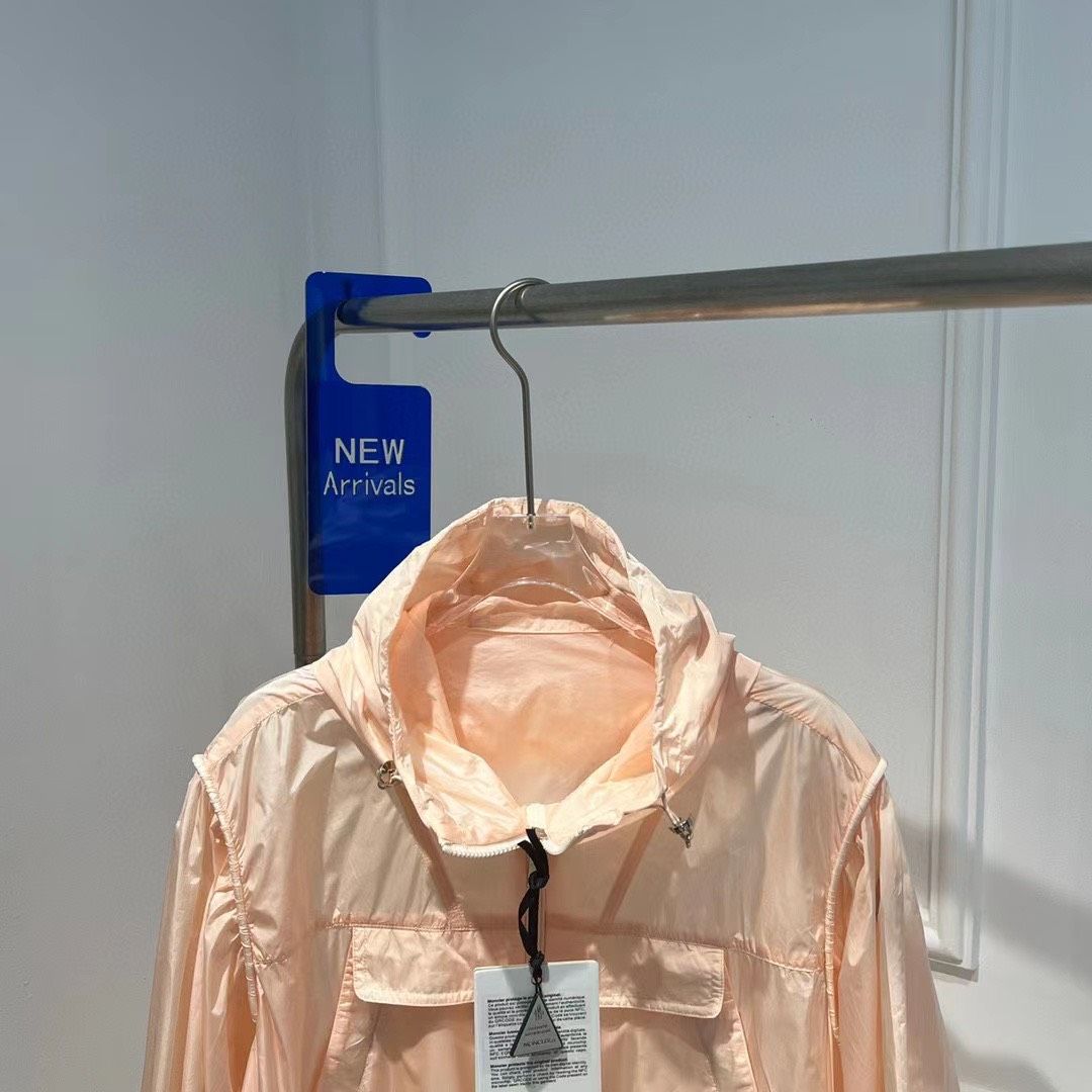 Áo Khoác Mỏng MONCLER COURSEULLES JACKET 1 Lớp