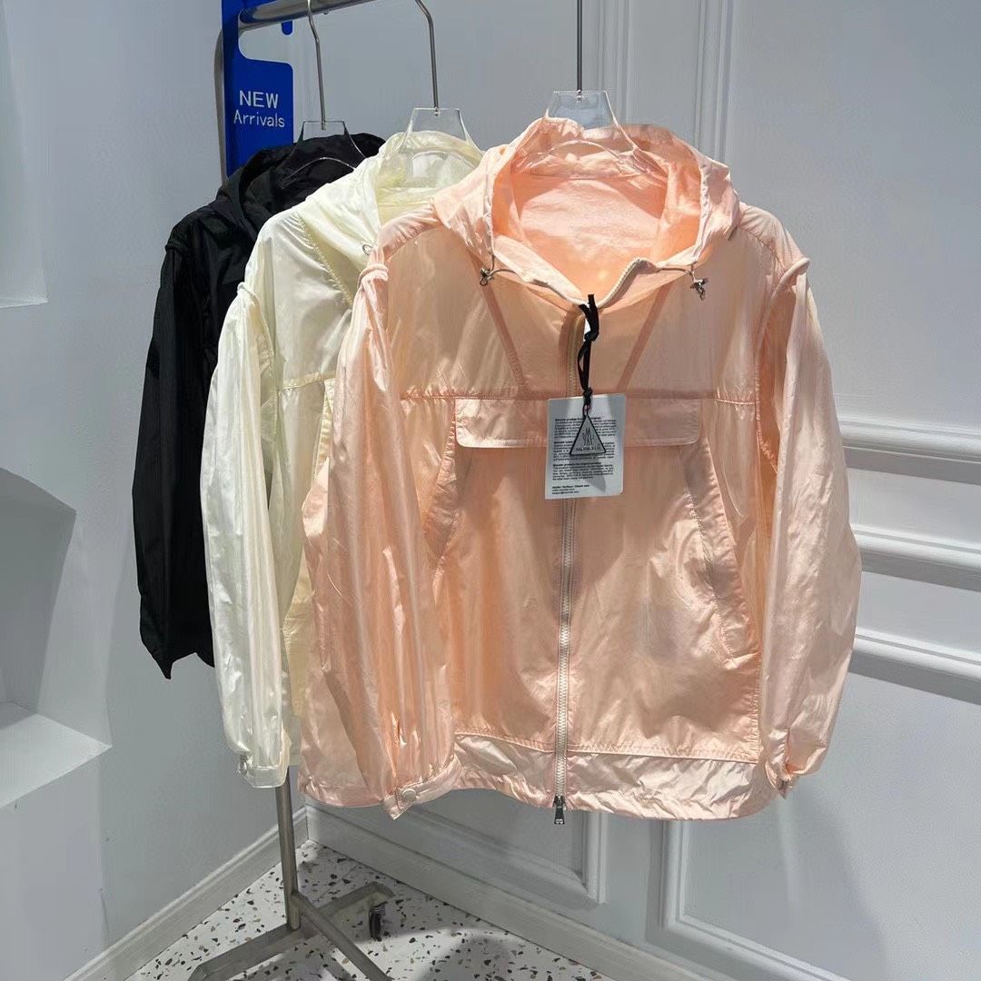 Áo Khoác Mỏng MONCLER COURSEULLES JACKET 1 Lớp
