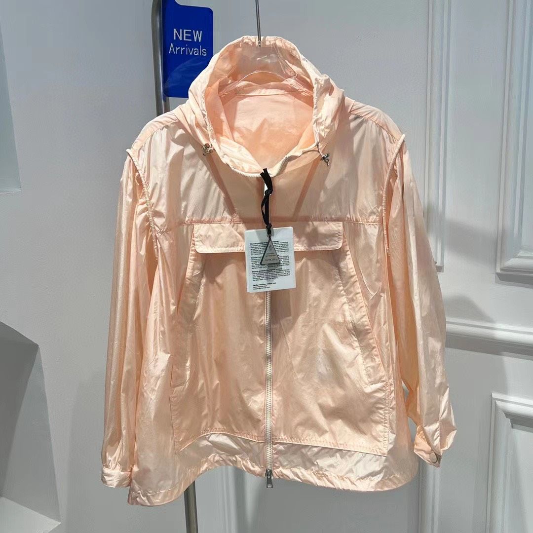 Áo Khoác Mỏng MONCLER COURSEULLES JACKET 1 Lớp