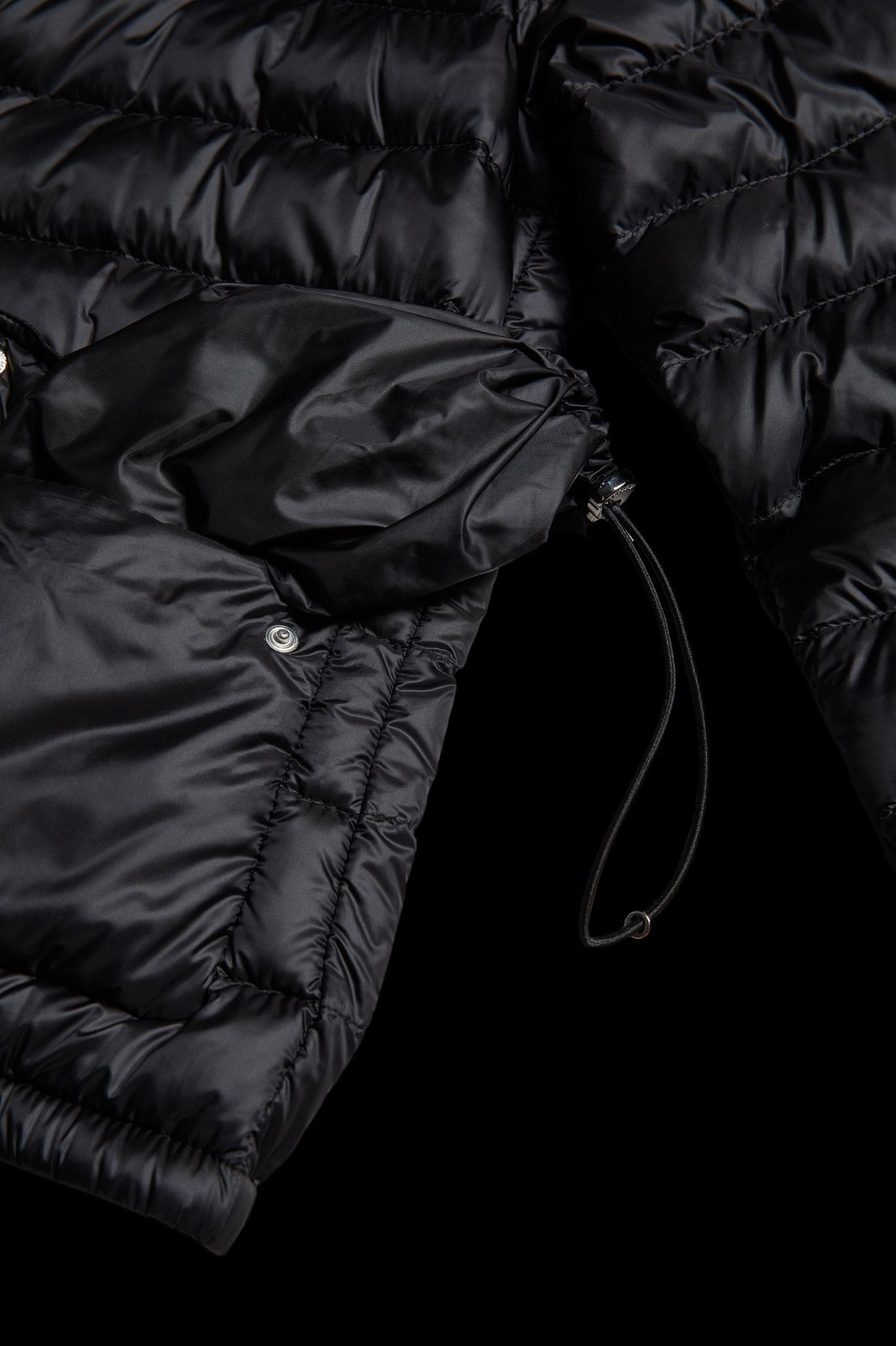 Áo Khoác Nữ MONCLER LANS SHORT DOWN JACKET