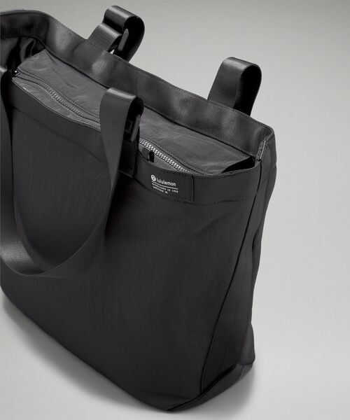  Túi Xách LULULEMON CLEAN LINES TOTE BAG 22L 