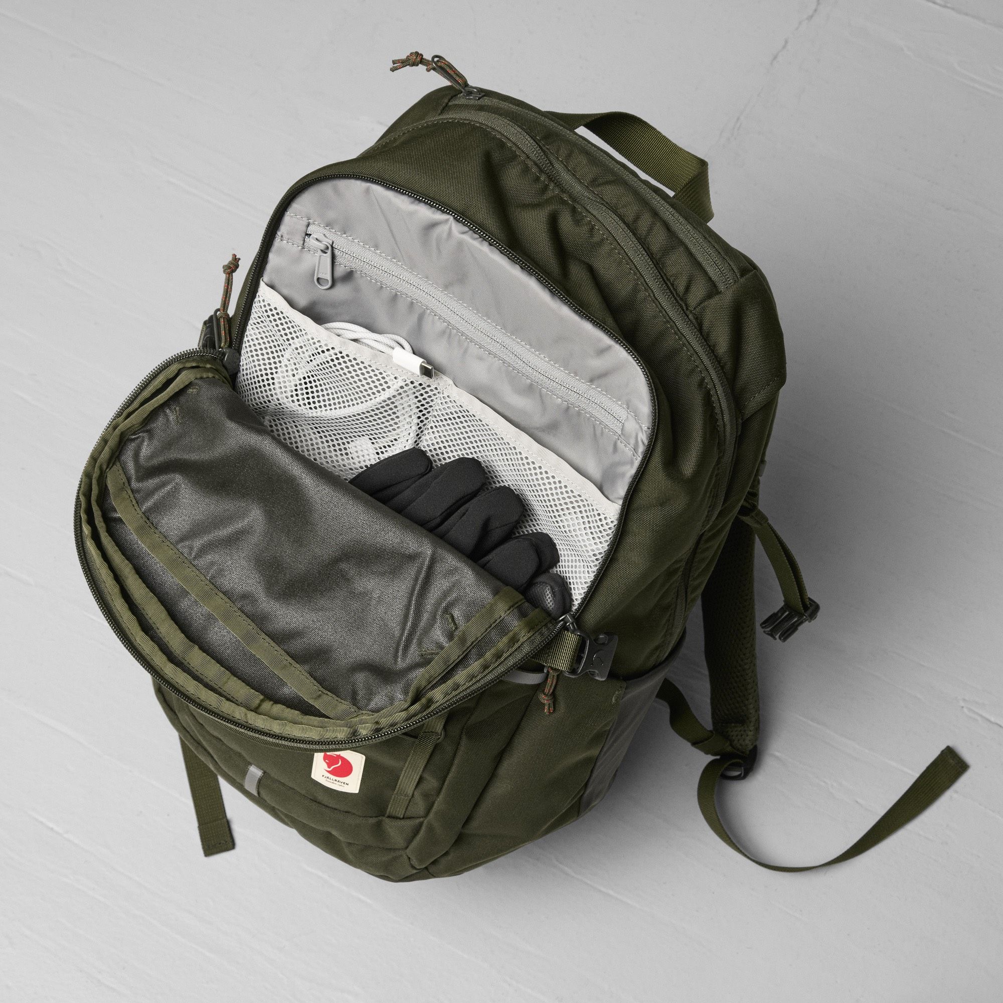  Balo Phượt Laptop FJALLRAVEN SKULE 28 