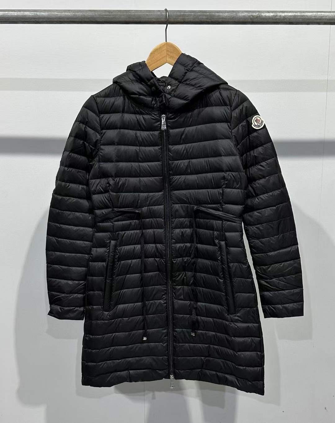 Áo Mangto MONCLER BARBEL Dáng Dài Nữ Mùa Đông Có Mủ - Thắt Lưng Thời Trang Chống Thấm Nước