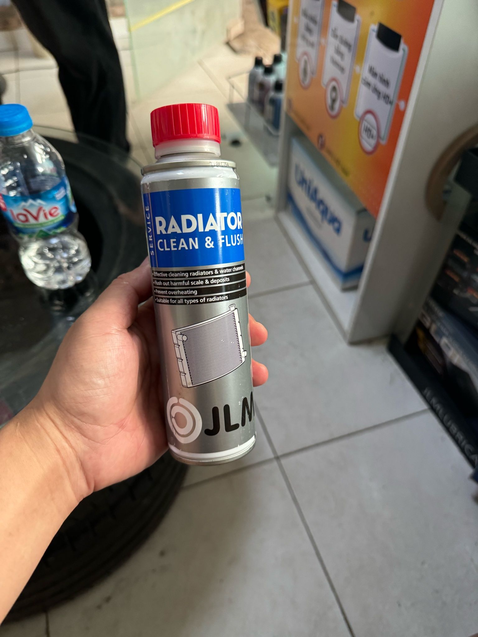 PHỤ GIA SÚC RỬA VÀ LÀM SẠCH KÉT NƯỚC HÃNG JLM - RADIATOR CLEAN & FLUSH