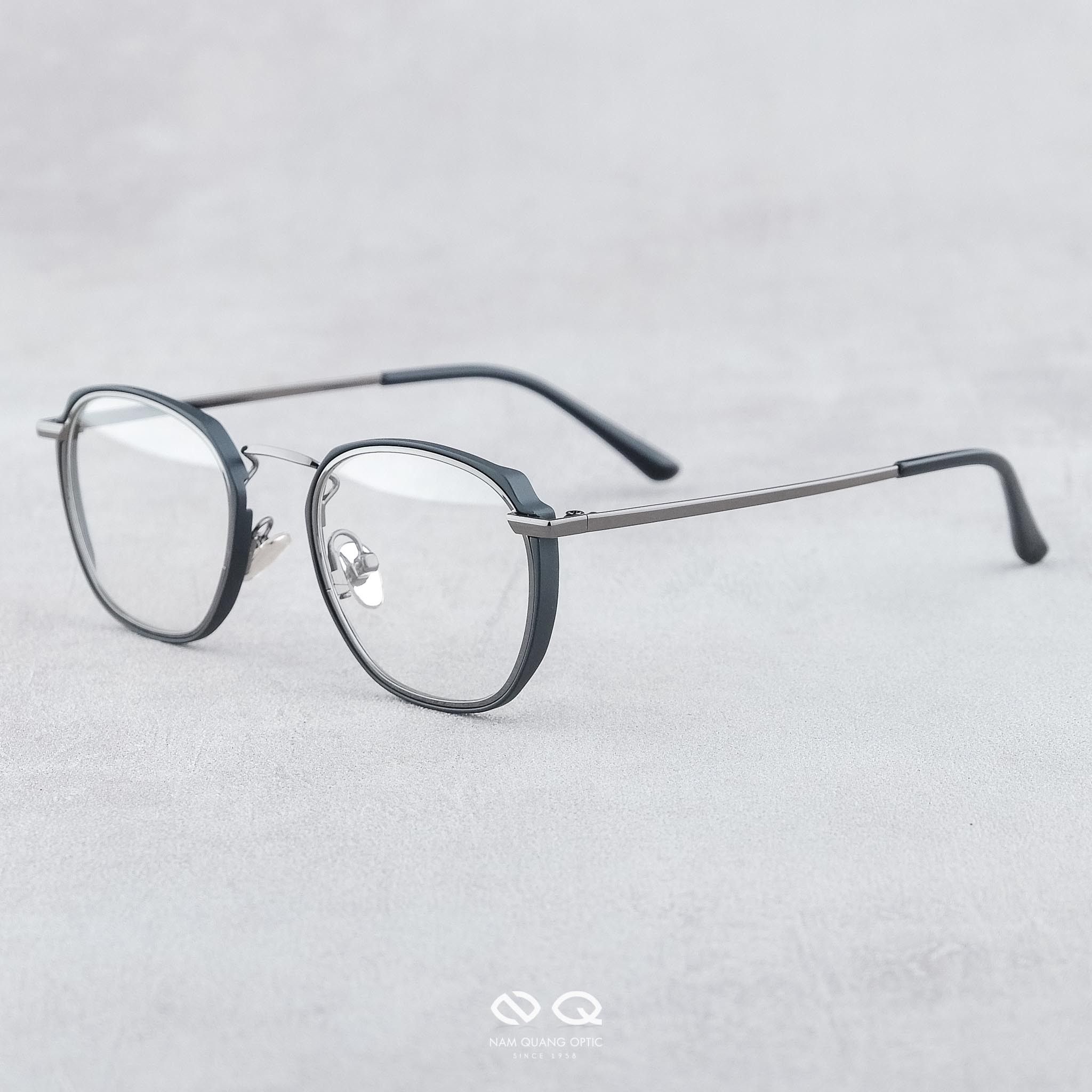 Gọng Retro Circle 8063