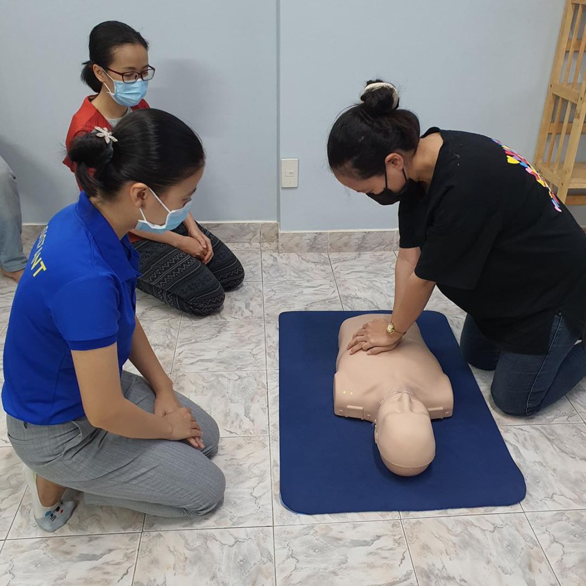 DỊCH VỤ CHO THUÊ MÔ HÌNH HUẤN LUYỆN THỰC HÀNH HỒI SỨC TIM PHỔI CPR PRESTAN – 1LIFE