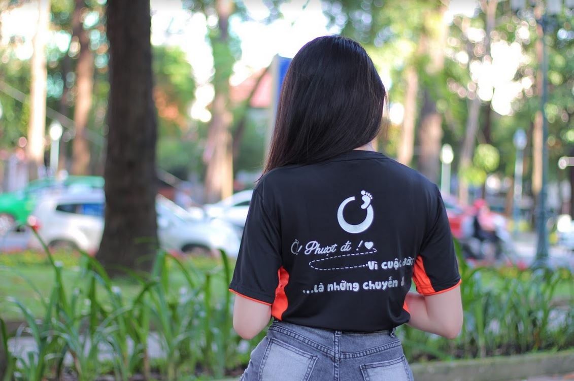 Áo thun bản kỷ niệm 5 năm tuổi