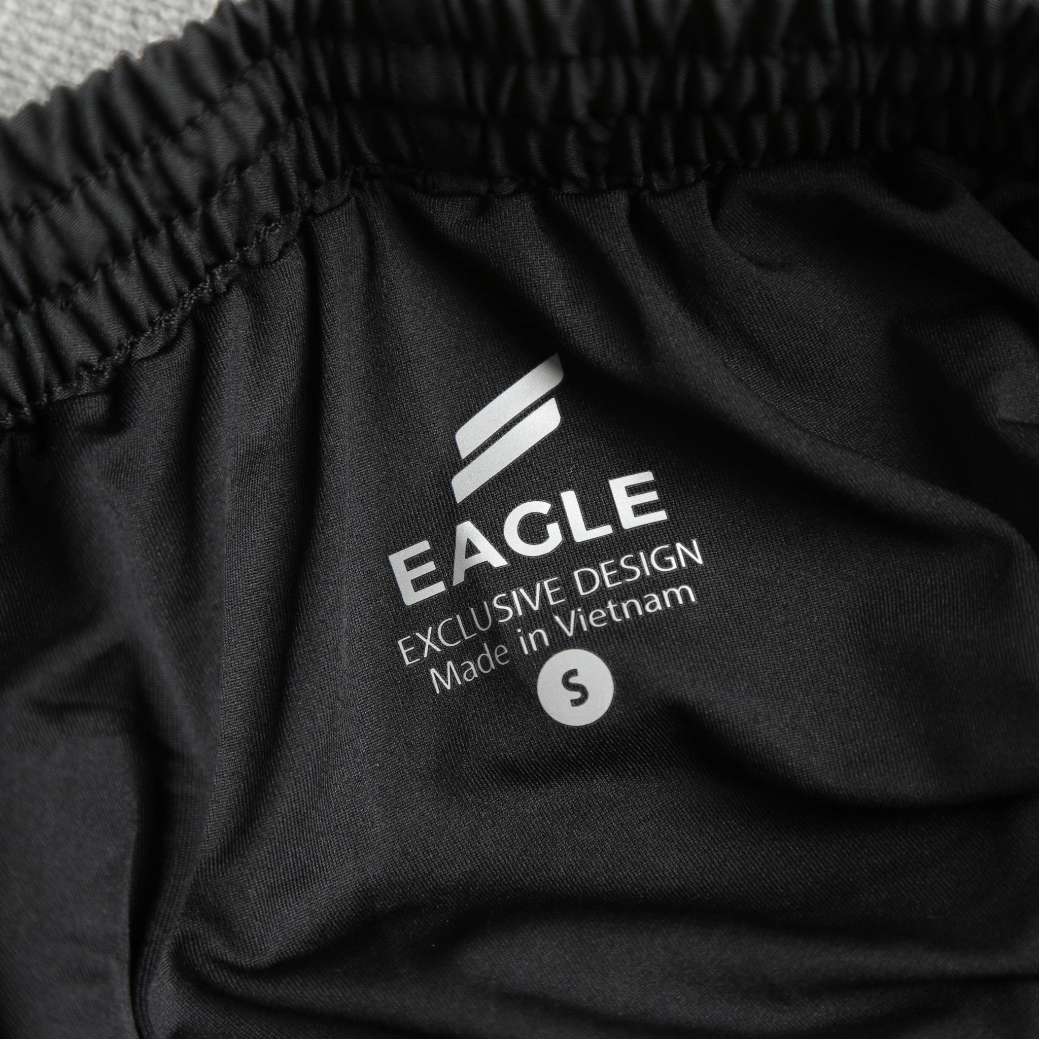 Quần đùi dù nam Eagle Running