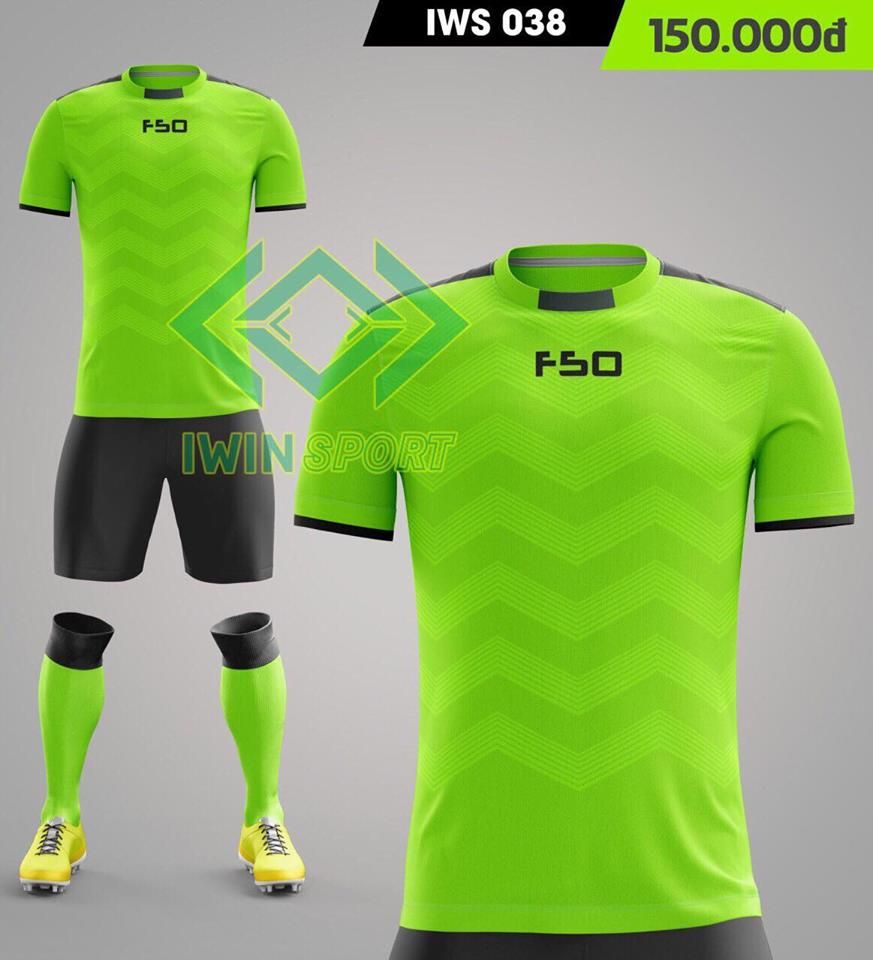 Quần áo bóng đá ko Logo 9