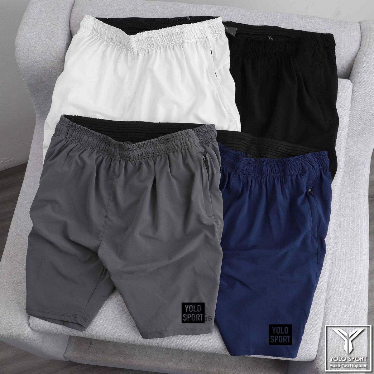 Quần đùi dù Adidas phản quang