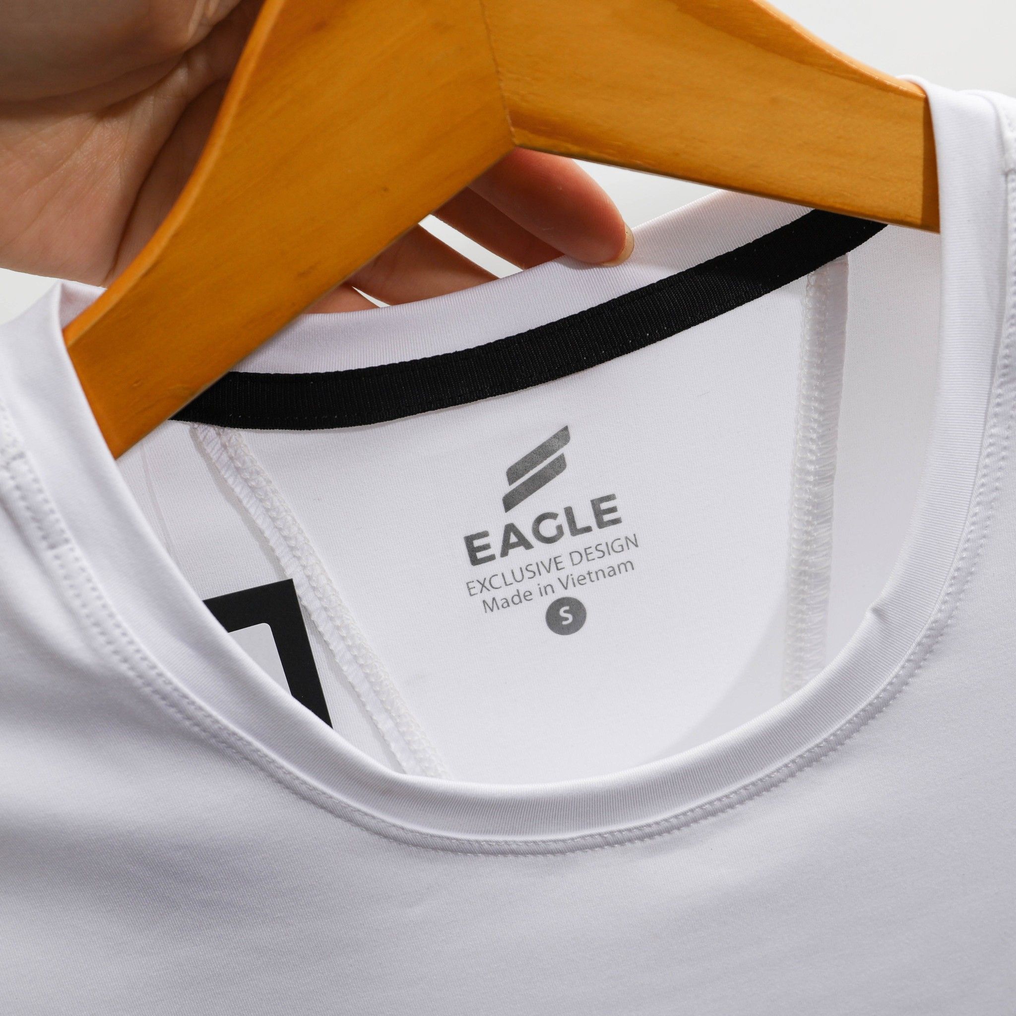 Áo nữ Premium Eagle Cool Flex logo thêu - Trắng