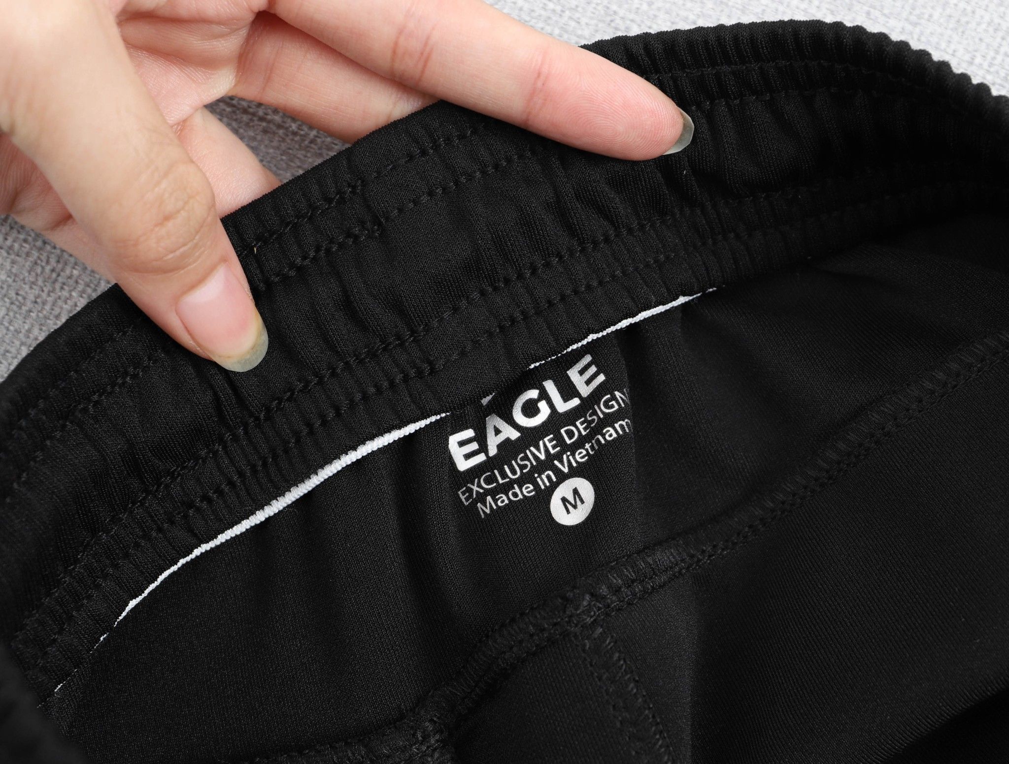 Quần đùi thun Eagle chỉ hông - Xám