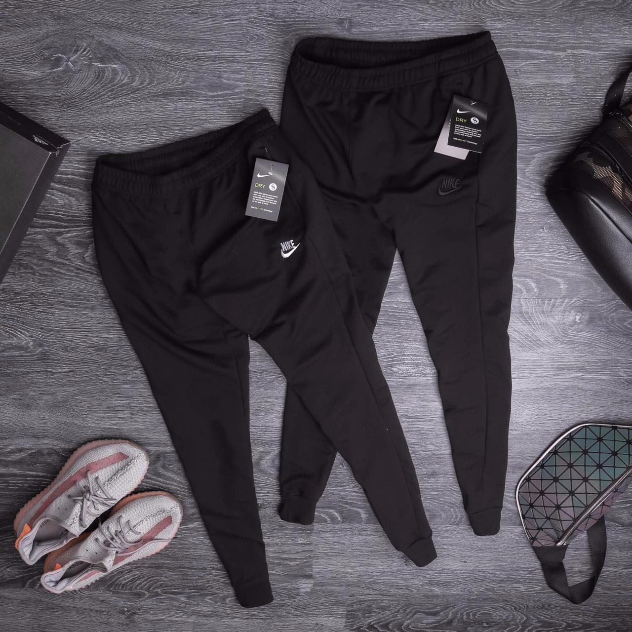 Quần dài jogger Nike da cá