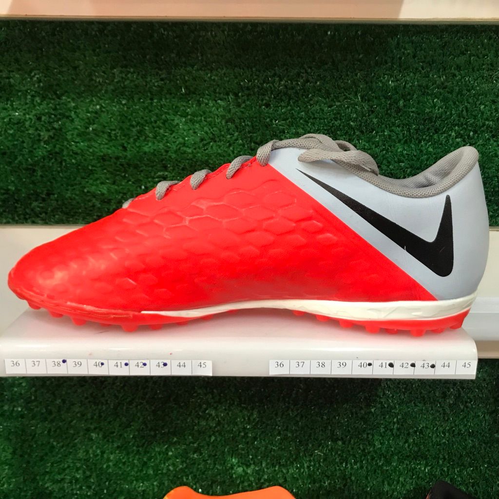 Winbro da hypervenom TF đỏ xám 41