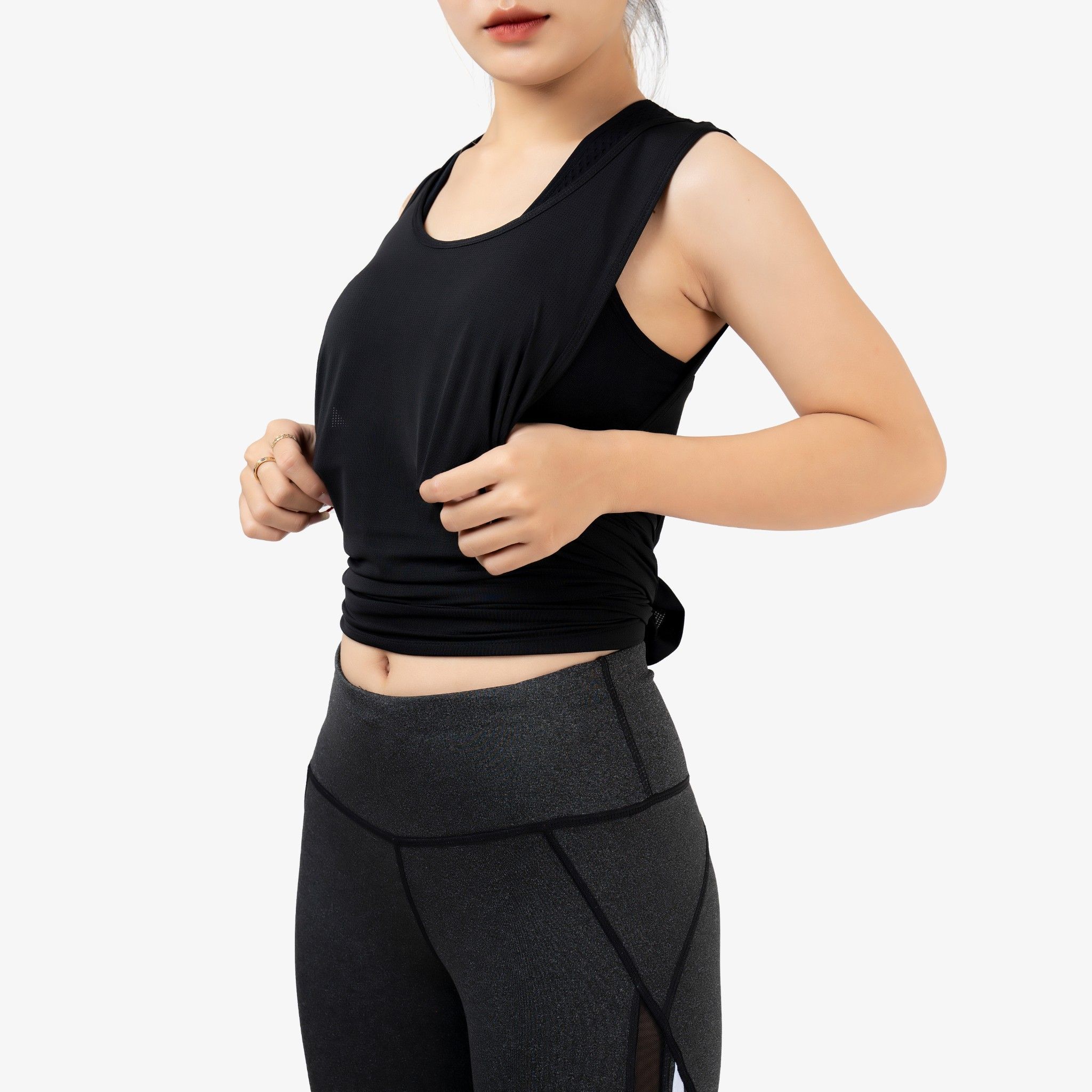 Áo tank top Eagle thắt dây lưng - Đen